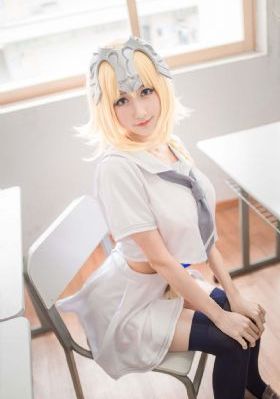 五人因老友记主演之死被起诉